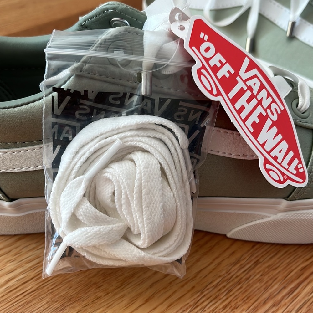 VANS “OFF THE WALL” Sage Shoes NEW - Picture 8 of 11
